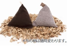 日向のかおり　クスノキ・サシェ(テトラ)　30g×2個入(100×100×100mm)